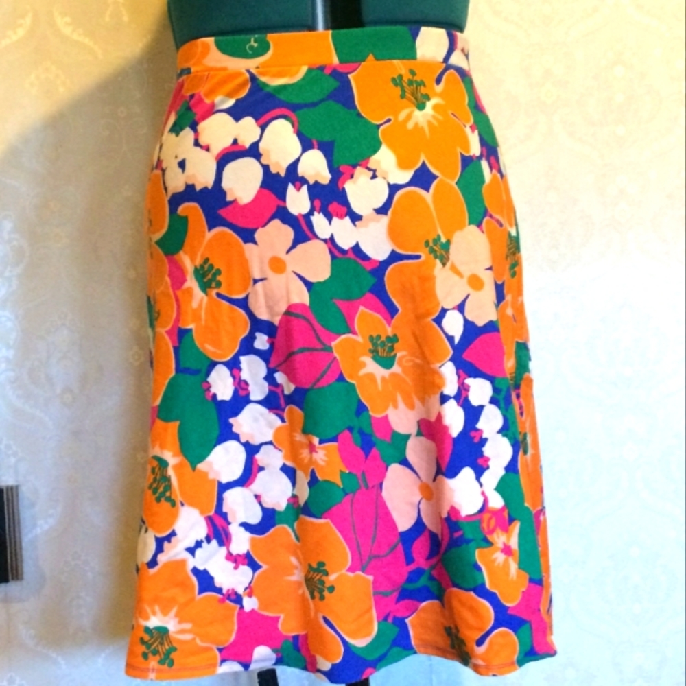 New Talbots floral skirt! Sz M petite